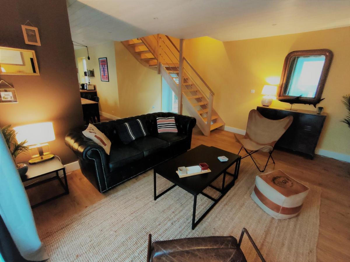 Maison de pêcheur Port de plaisance Tréboul Douarnenez Extérieur photo